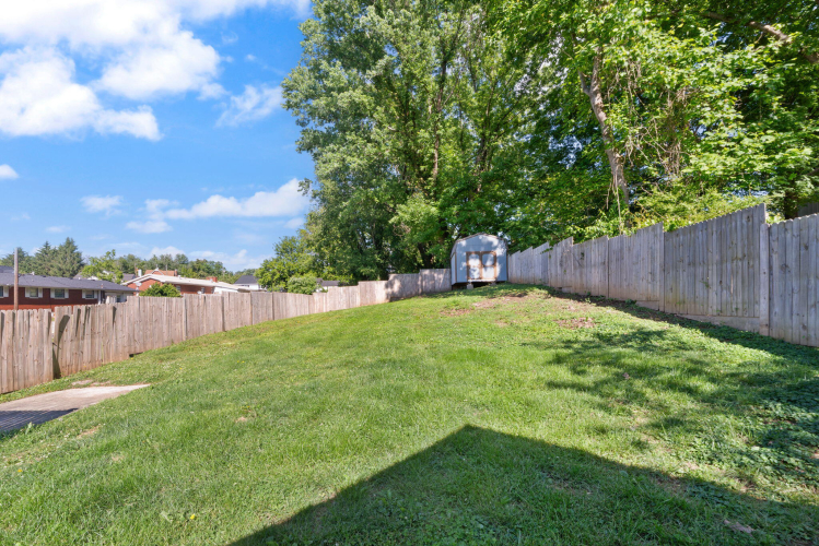 Listing Image 30