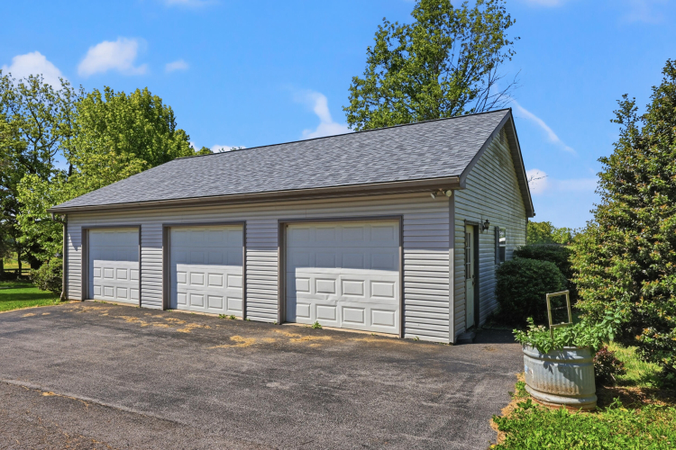 Listing Image 29