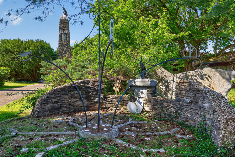 Listing Image 14