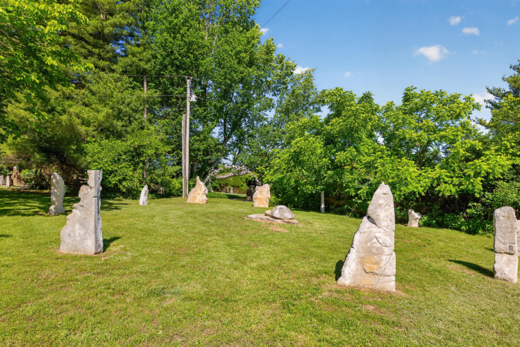 Listing Image 28