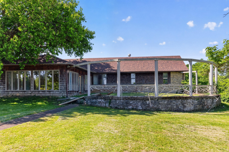 Listing Image 42