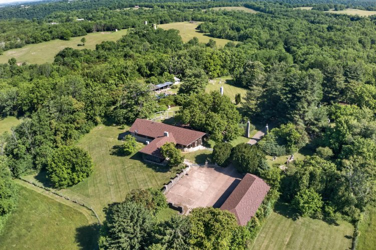 Listing Image 54