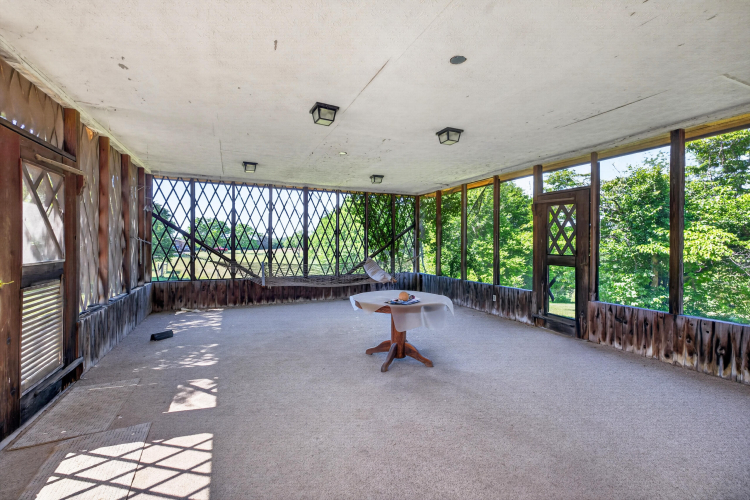 Listing Image 83