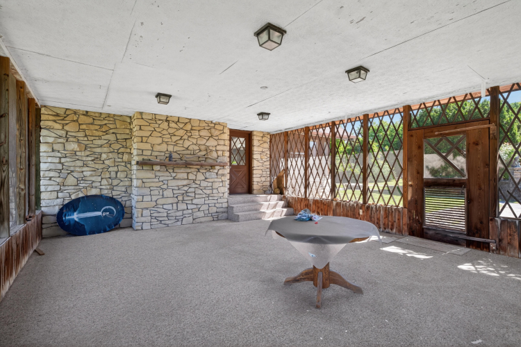 Listing Image 85