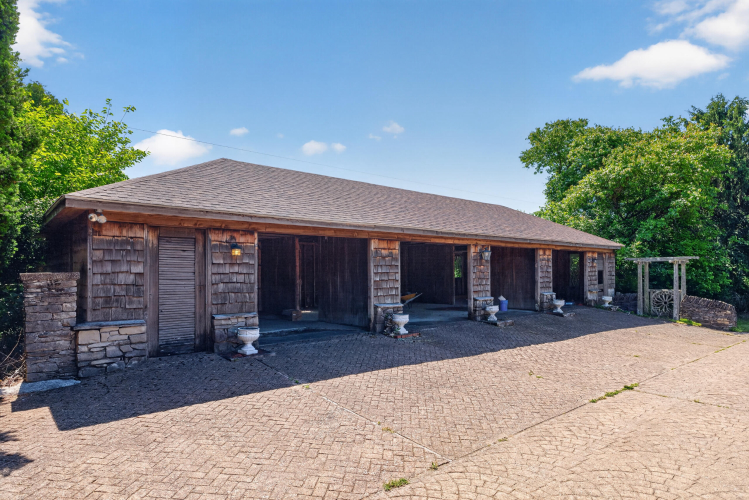 Listing Image 87