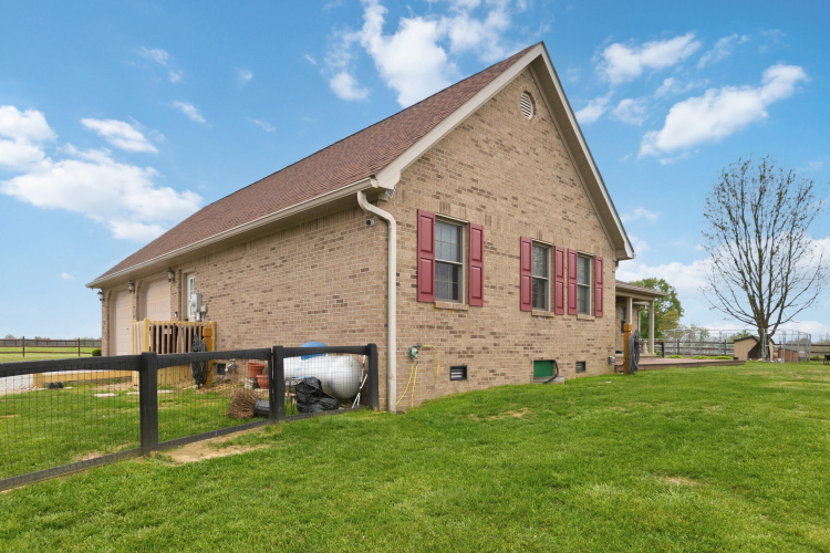 Listing Image 46