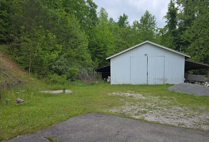 Listing Image 15