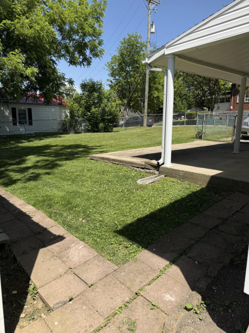Listing Image 6