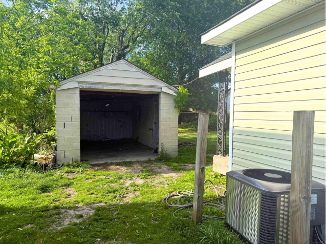 Listing Image 31