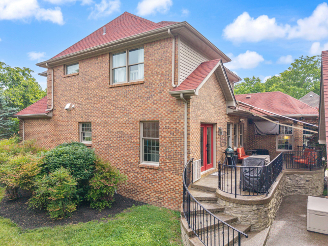 Listing Image 4