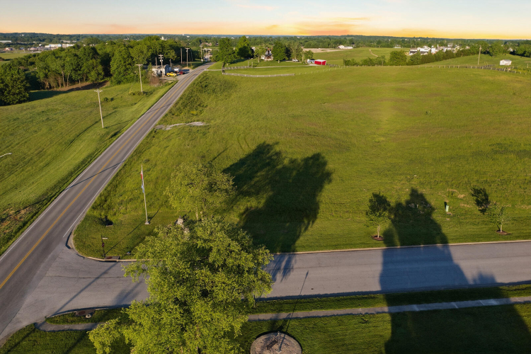 Listing Image 17