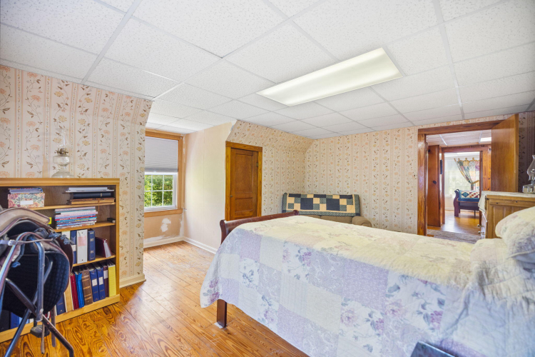 Listing Image 70