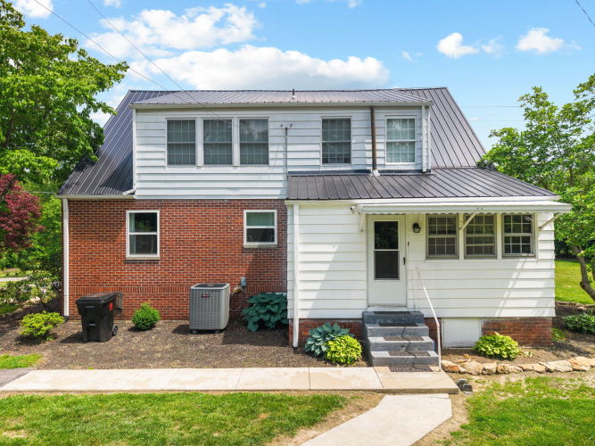 Listing Image 88