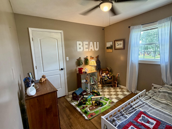 Listing Image 22