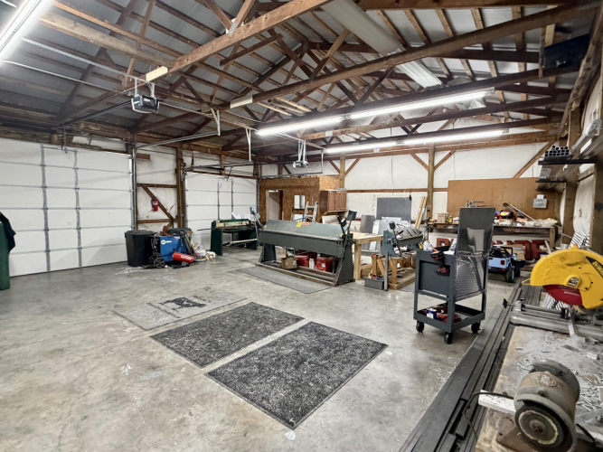 Listing Image 42