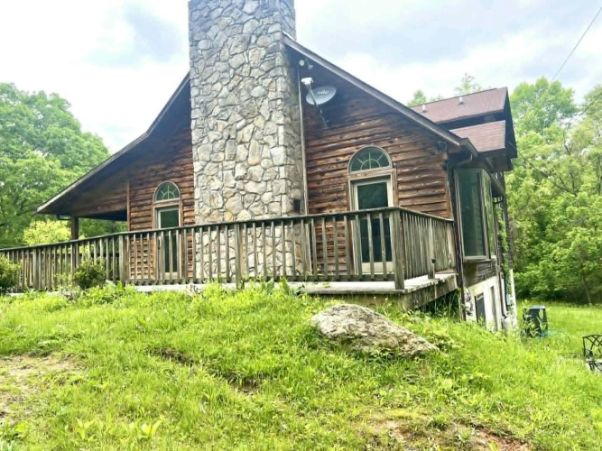 Listing Image 4