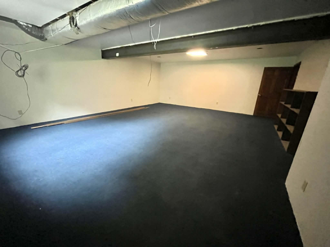 Listing Image 38