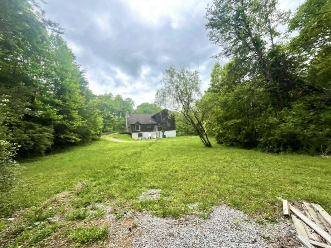 Listing Image 44