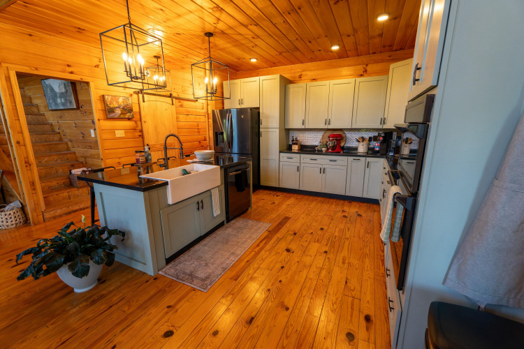 Listing Image 15