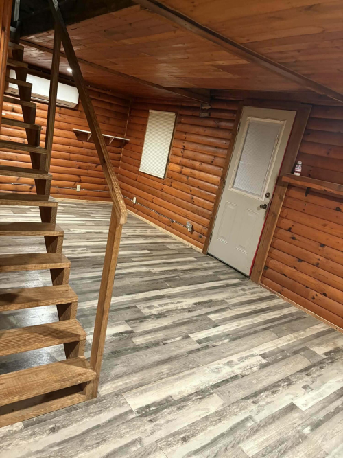 Listing Image 16