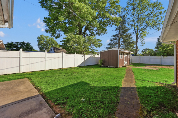 Listing Image 13