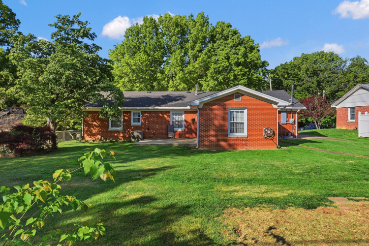 Listing Image 16