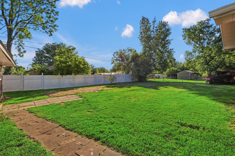 Listing Image 37