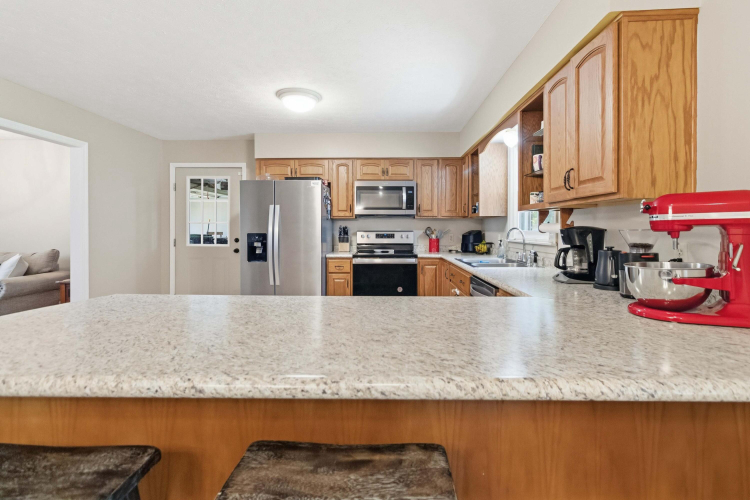 Listing Image 12