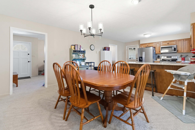 Listing Image 14