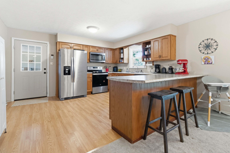 Listing Image 15