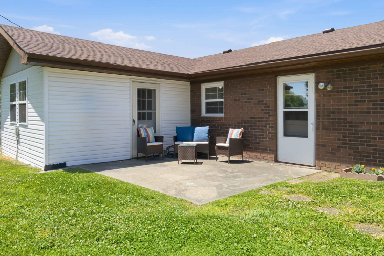 Listing Image 44
