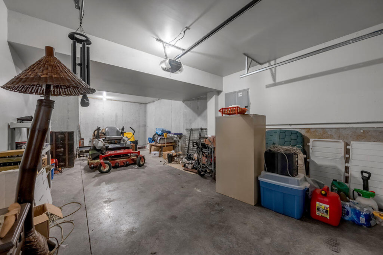Listing Image 52