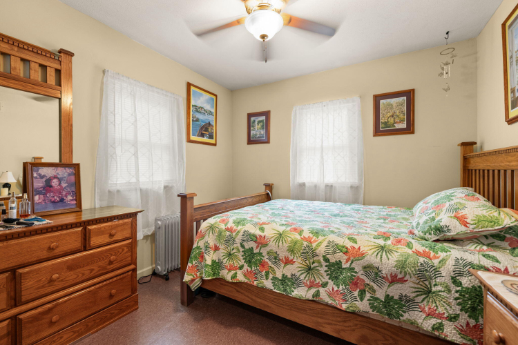 Listing Image 20