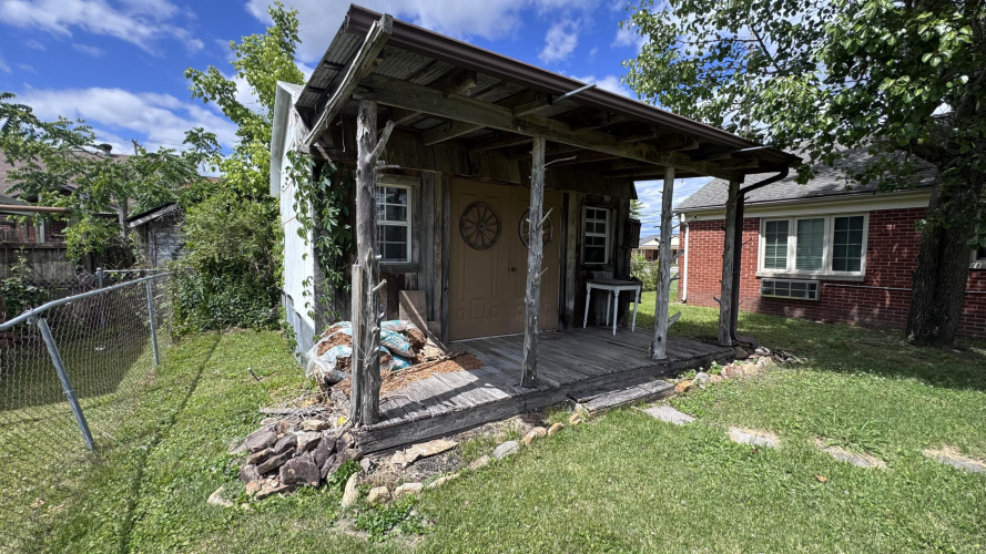 Listing Image 53