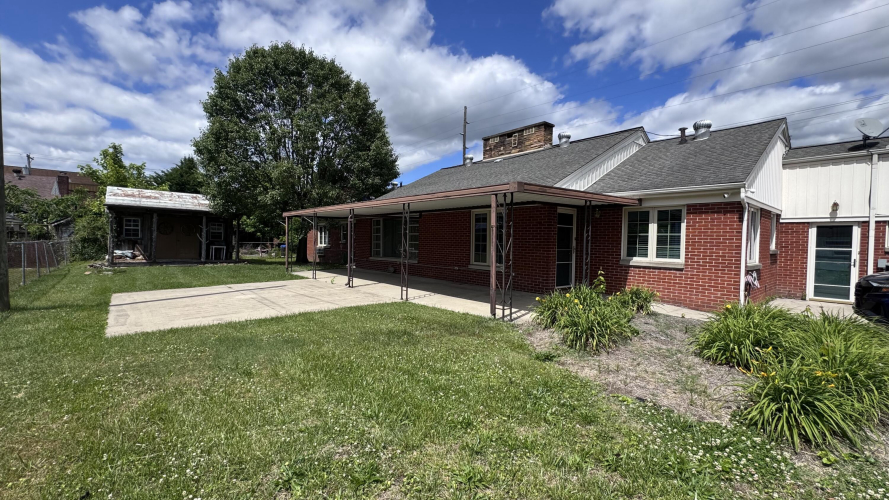 Listing Image 56