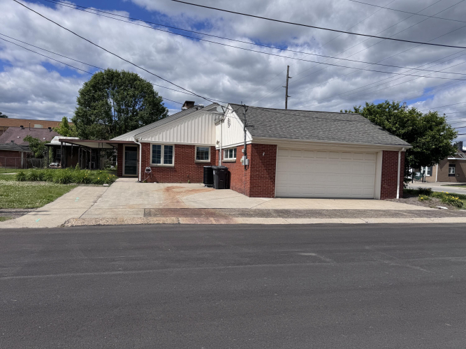 Listing Image 57