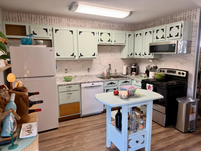 Listing Image 15