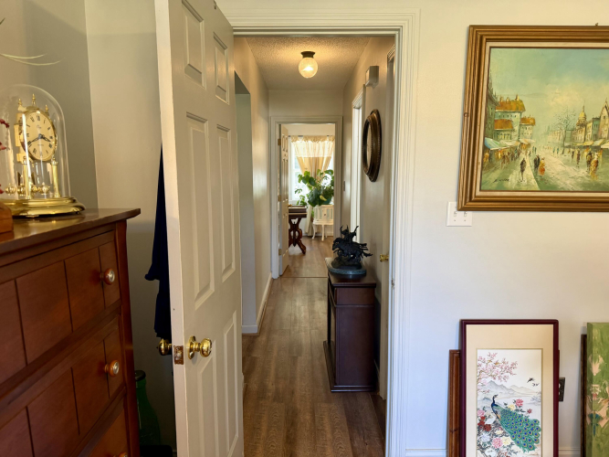 Listing Image 27