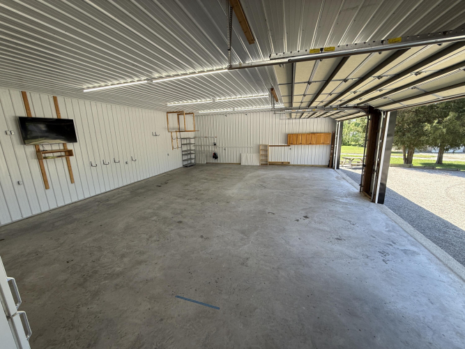 Listing Image 30