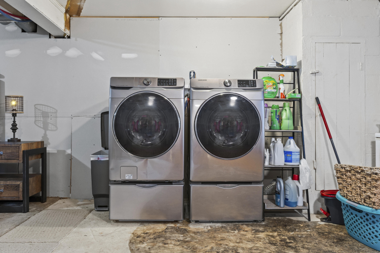 Listing Image 31