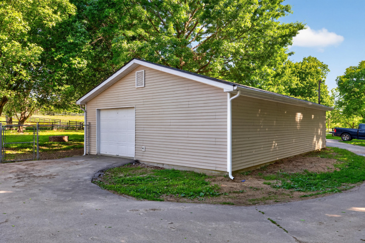 Listing Image 39
