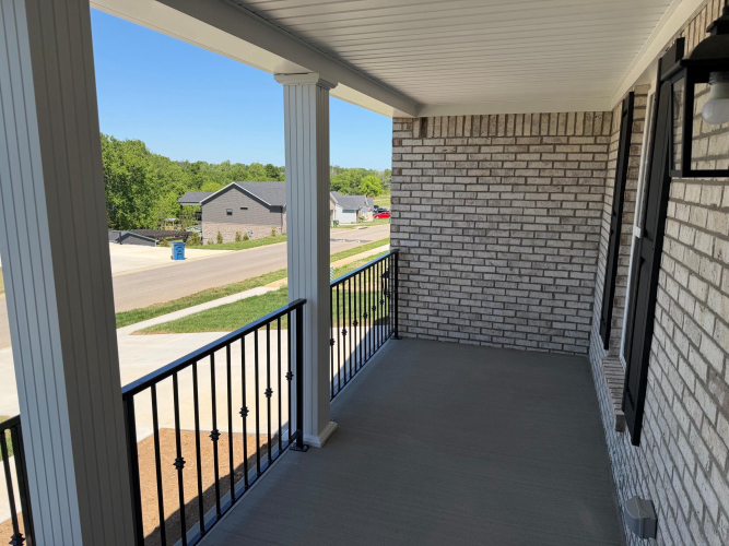 Listing Image 5