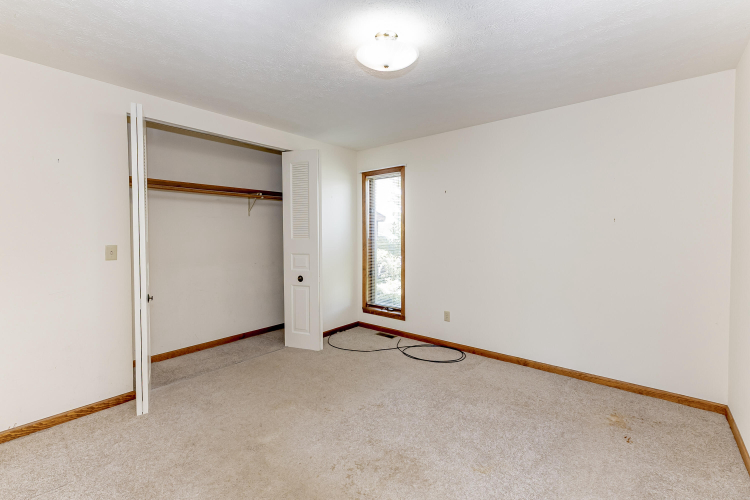 Listing Image 45
