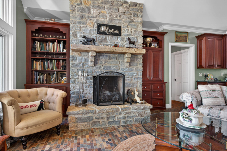 Listing Image 20