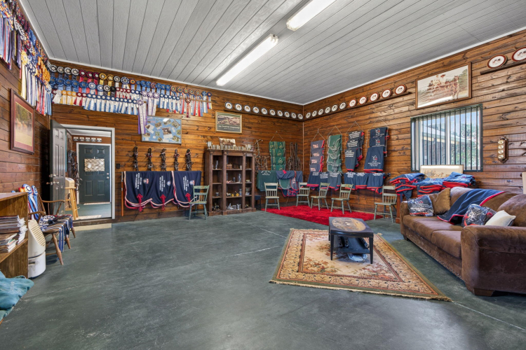 Listing Image 53