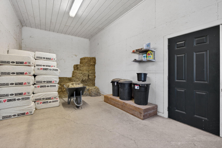 Listing Image 55