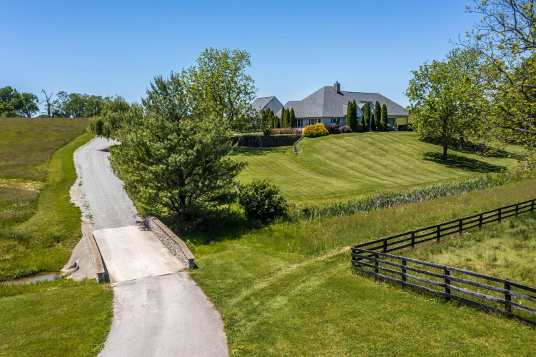 Listing Image 74