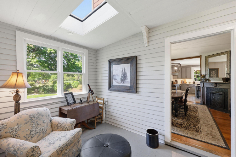 Listing Image 14