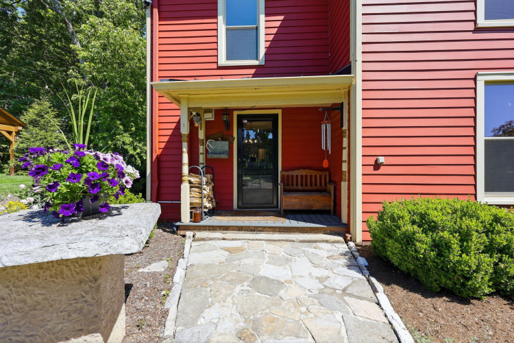 Listing Image 40