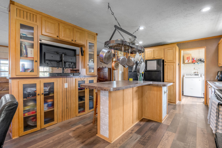 Listing Image 47